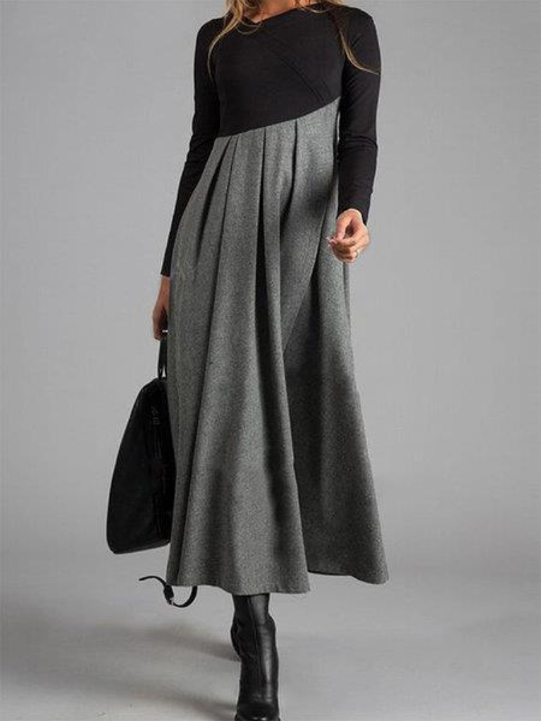 Emilia Elegance Maxi Dress