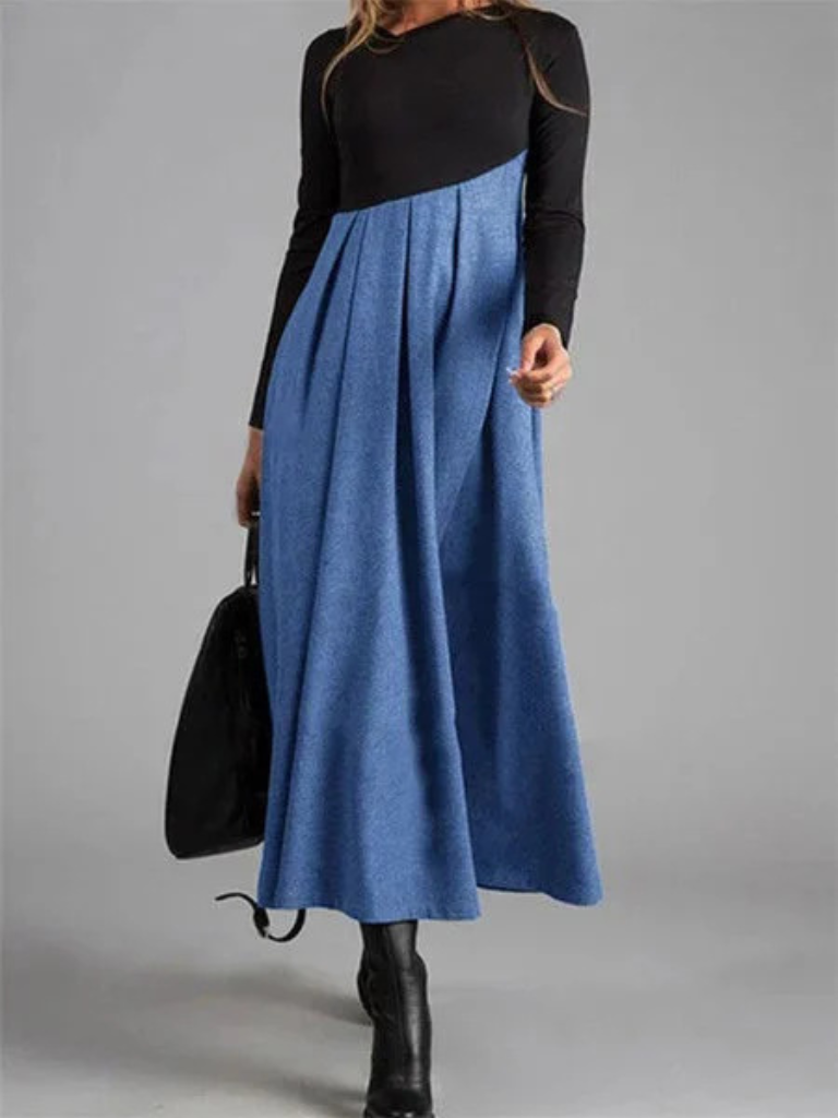 Emilia Elegance Maxi Dress