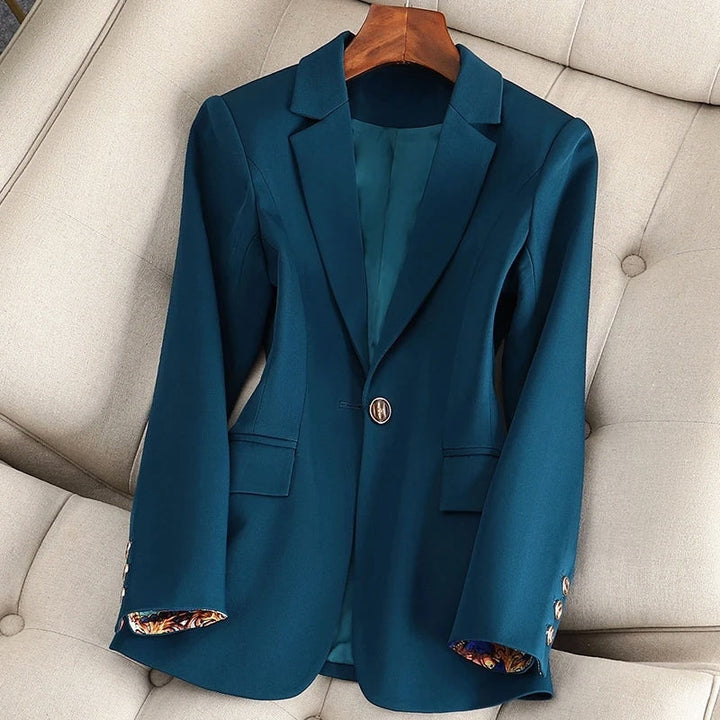 Evelyn | North™ Tailored Button-Up Blazer