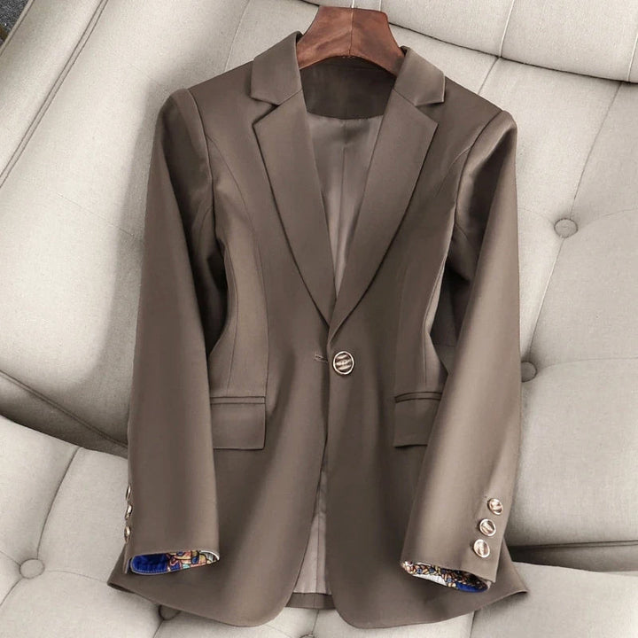 Evelyn | North™ Tailored Button-Up Blazer