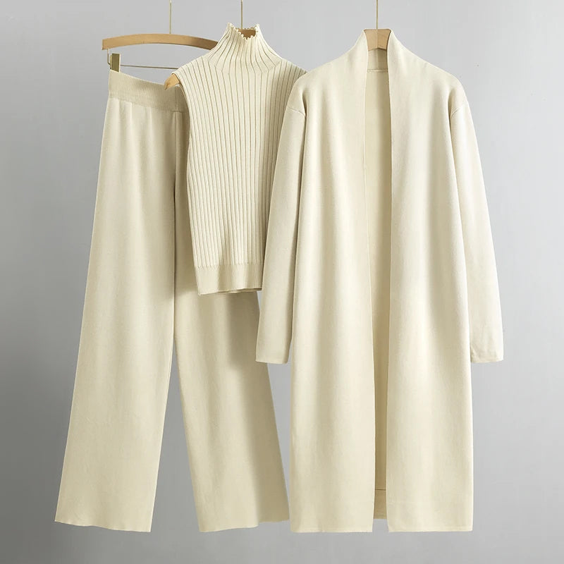 Diana | North™ Three-Piece Knit Lounge Set